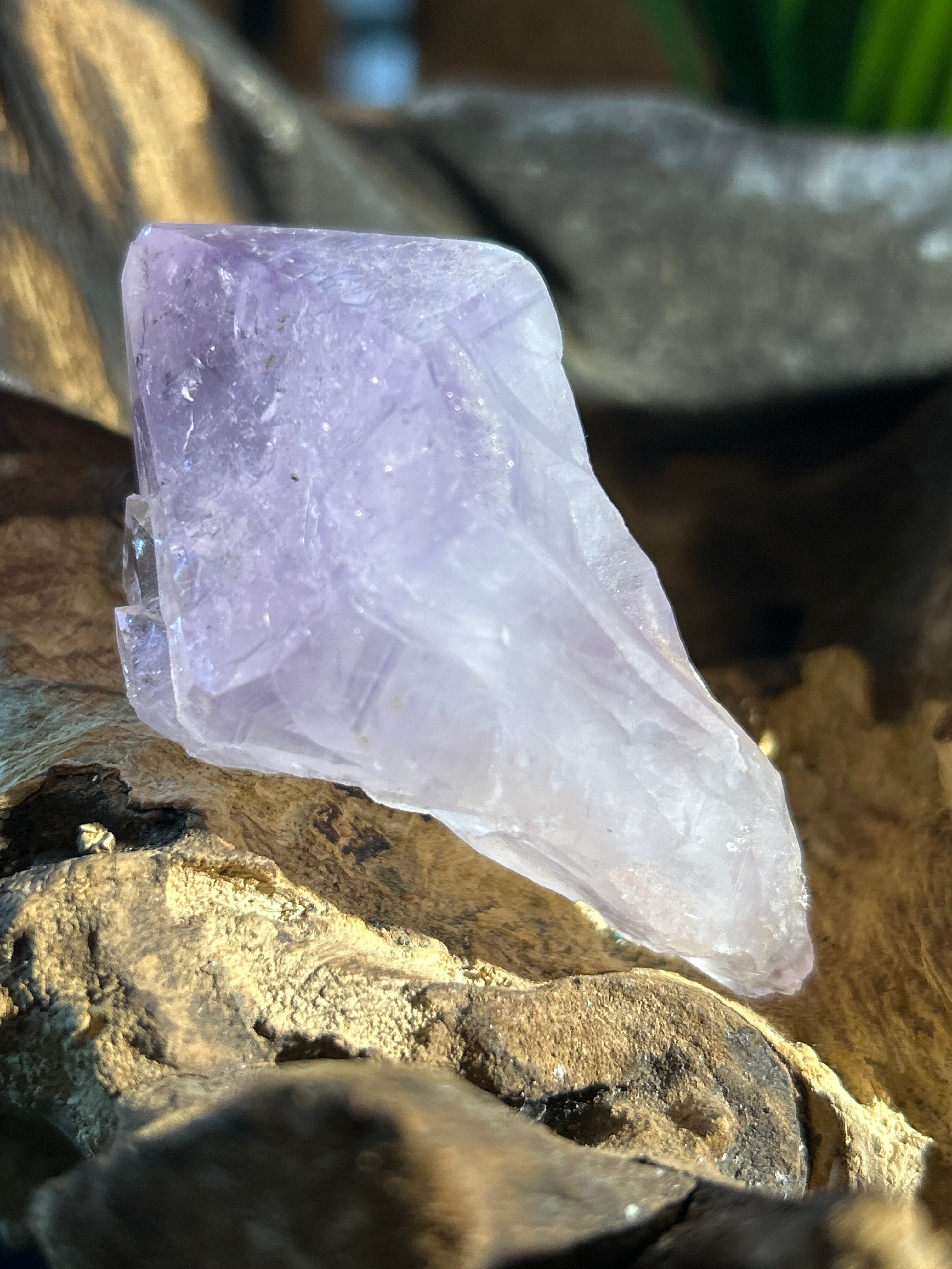 Amethyst Radiance: A Raw Touch of Calm and Clarity