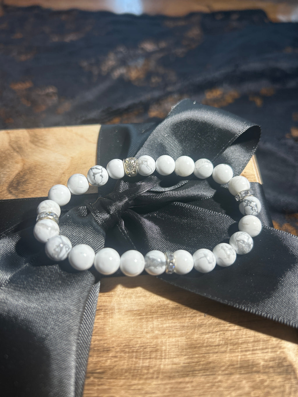 White Howlite Bracelet - Calming, Clarity, and Balance