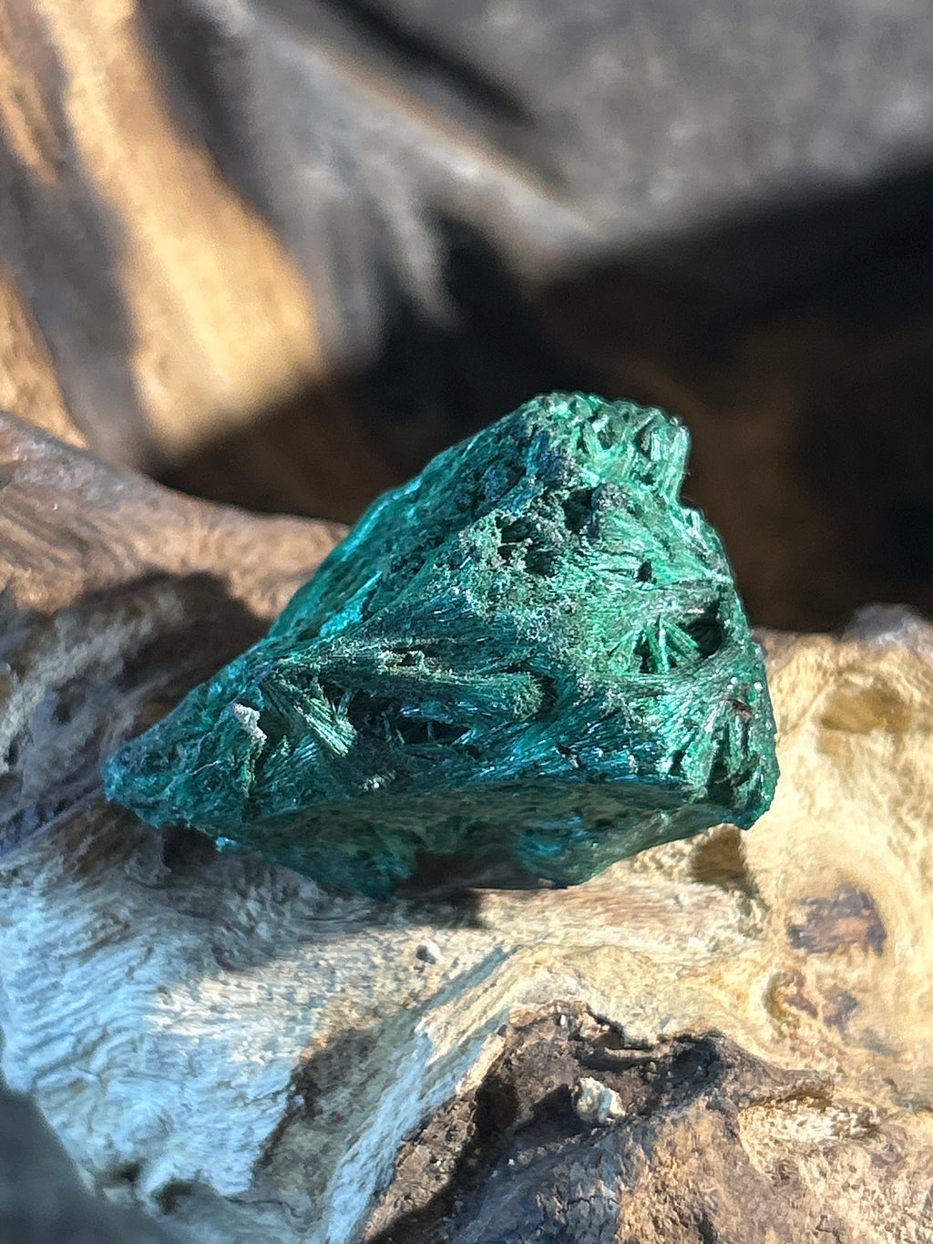 Fibrous Malachite: Delicate Strength in a Compact Form
